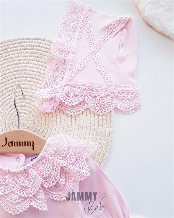 Carmen Scallop Lace Laura Jumpsuit Set With Hat - PINK - Jammy Baby Canada