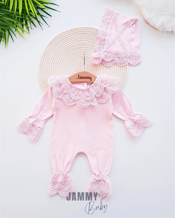 Carmen Scallop Lace Laura Jumpsuit Set With Hat - PINK - Jammy Baby Canada